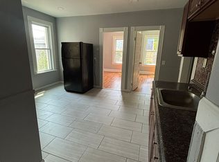 545 Park St #1, Bridgeport, CT 06608