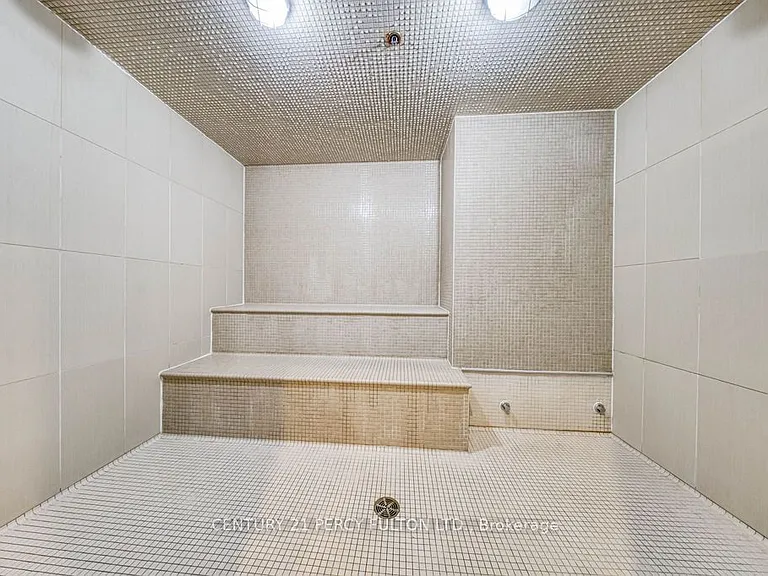 125 Village Green Sq #3105 — Photo 31