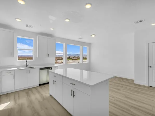 5599 Carnelian Pkwy #607, Saint George, UT 84790