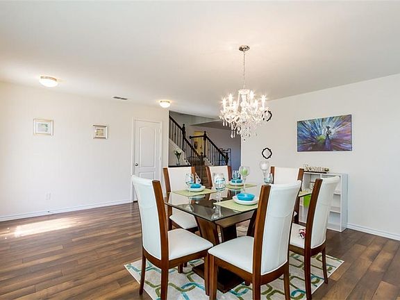 4th image of 753 Skyflower Dr