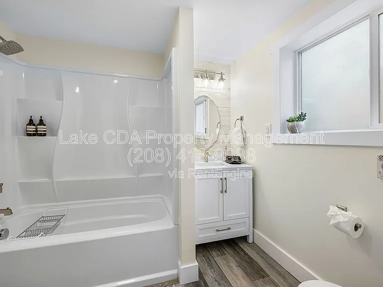 1017 N 12th St — Photo 4