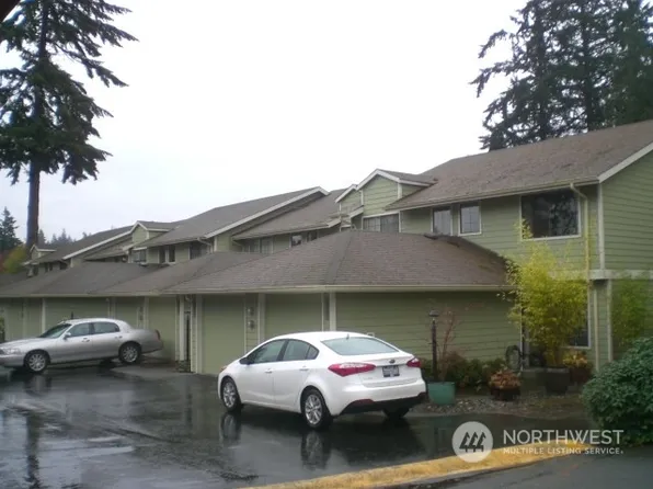 3916 NW Fairway Lane, Bremerton, WA 98312