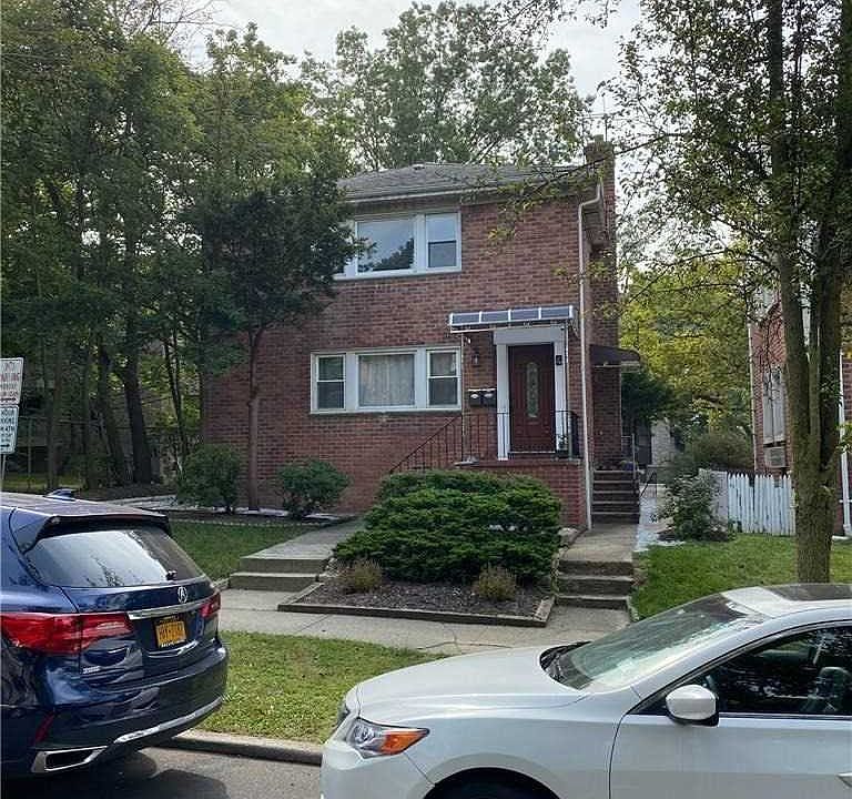 1st image of 4 Hillpark Ave