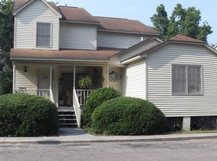 317 Queens Ct APT A, Mt Pleasant, SC 29464