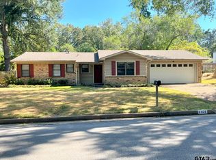2105 Clubview Dr, Tyler, TX 75701