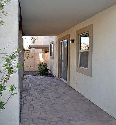 3rd image of 18622 W Mission Ln