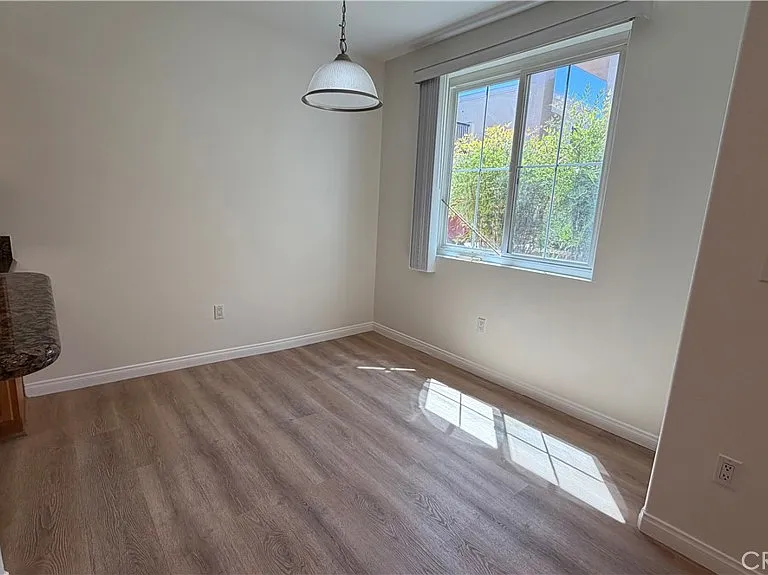 300 E Providencia Ave #111 — Photo 12