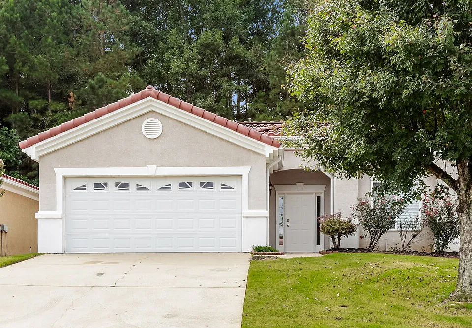 106 Garden Walk