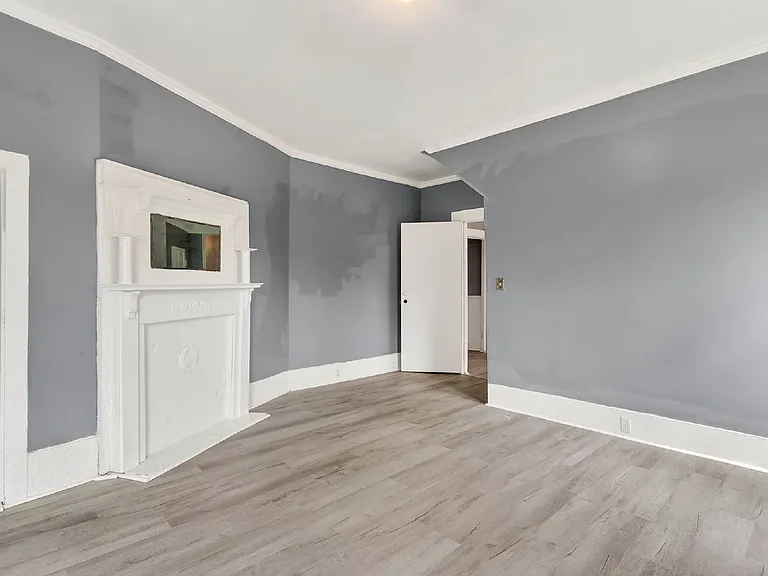 409 Meadow Rd — Photo 10