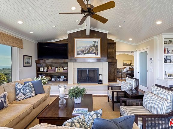 4th image of 1266 Chautauqua Blvd