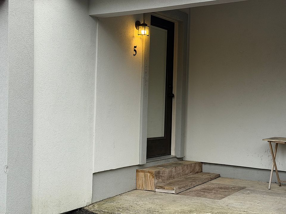 1st image of 1192 Hacadam Rd #5
