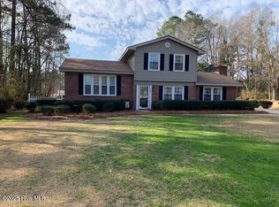 489 Pleasant Plains Church Rd, Whiteville, NC 28472