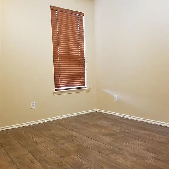 21038 Narrow Gate Dr — Photo 16