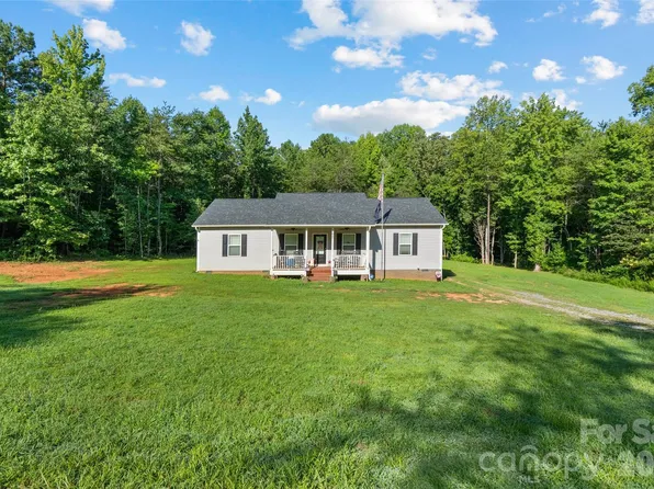 165 Rambler Ln, Blacksburg, SC 29702