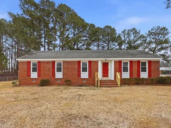 101 Myrtle Rd, Goldsboro, NC 27534