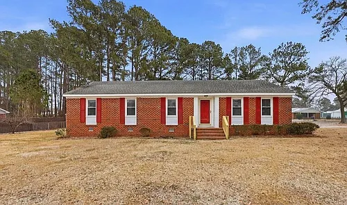 101 Myrtle Rd Photo 1