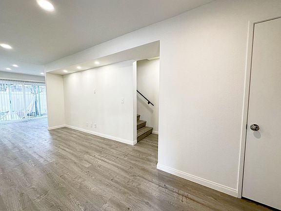 4th image of 317 N Nicholson Ave APT G