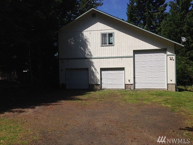 1st image of 31 SE Barberry Ct