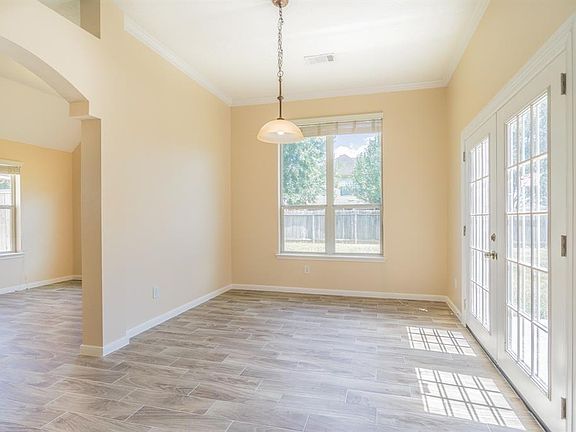 5th image of 2227 Laurel River Bnd