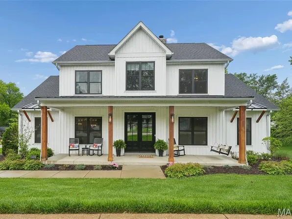 1209 Lockett Ln, Saint Louis, MO 63122