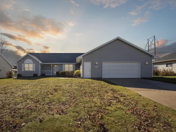 3177 Molly Brown Ln, Green Bay, WI 54313