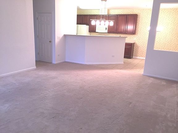 3rd image of 2940 Concord Ln #6