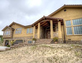 2nd image of 685 Meadow Oak Dr