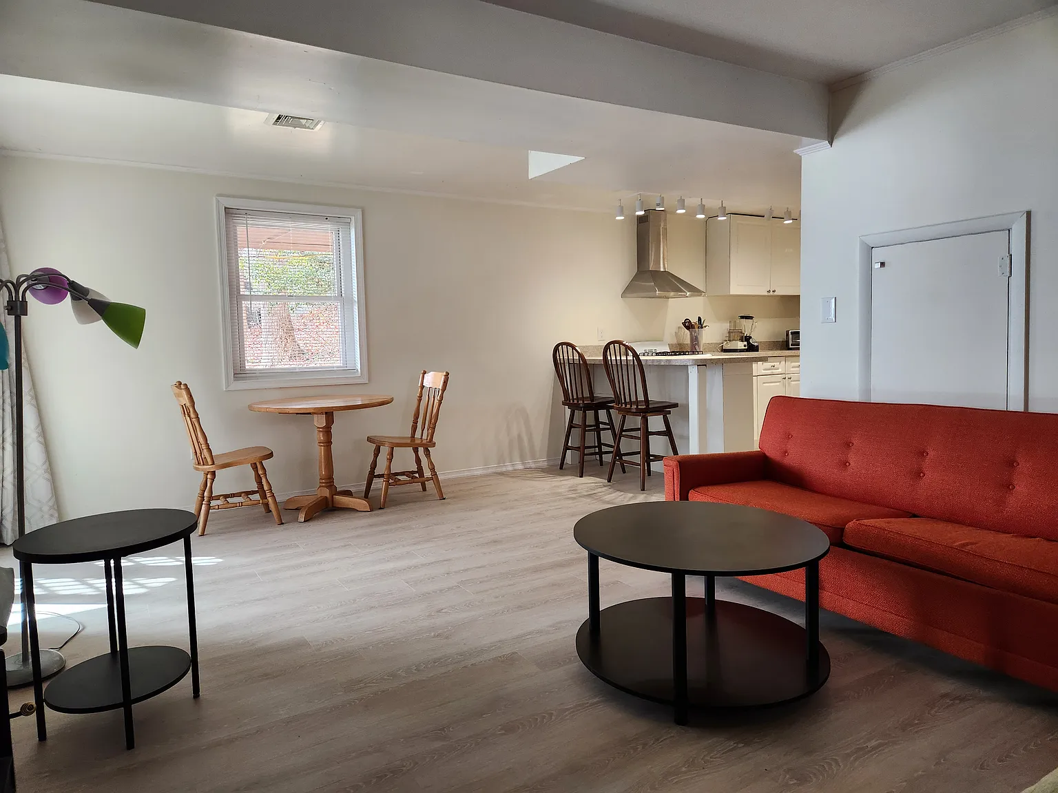 Studio, 600 sqft, $1,500 — Photo 3