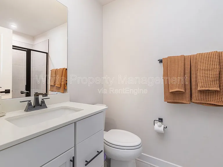4742 Chastain Ave — Photo 16