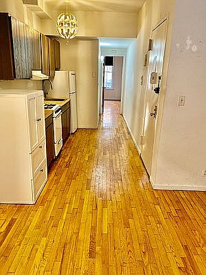 1st image of 44 Columbia Pl APT 1B