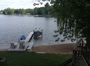 658 Meadow Dr, Highland, MI 48357