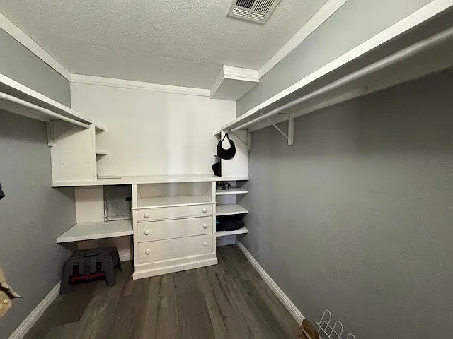 1682 Colina Dr — Photo 34