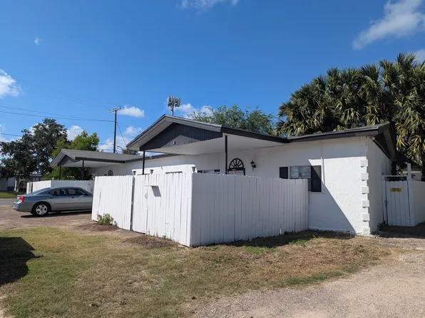 301 W 1st St #B, La Feria, TX 78559
