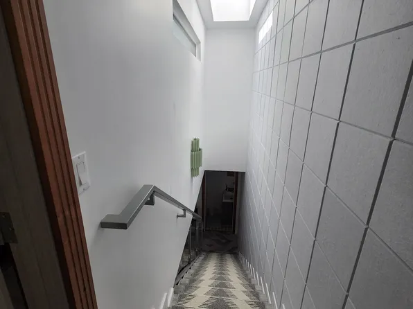 5007 W 12th St, Los Angeles, CA 90019