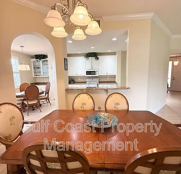 13860 Avon Park Cir — Photo 24