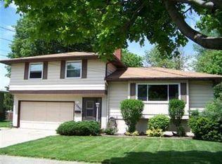 13862 Holland Rd, Brookpark, OH 44142