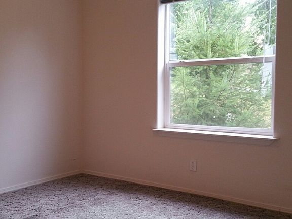 862 Vintage Dr Elkton OR