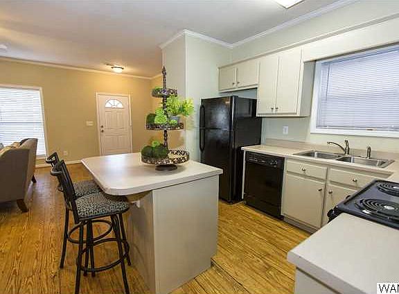 5th image of 16 Brook Meadows Cir