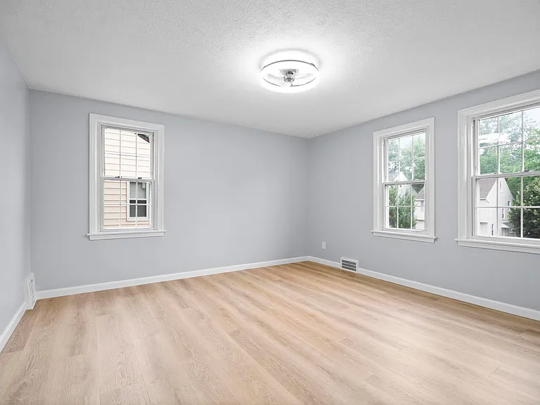 3742 E Antisdale Rd — Photo 15