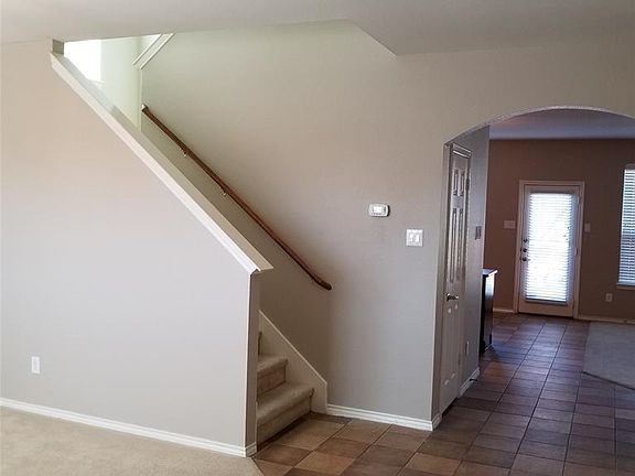 3rd image of 4525 Hickory Meadows Ln