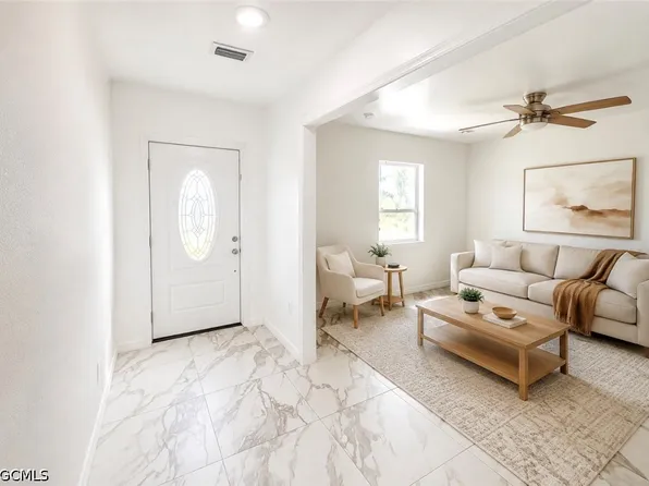 1010 NE 1st Ave, Cape Coral, FL 33909