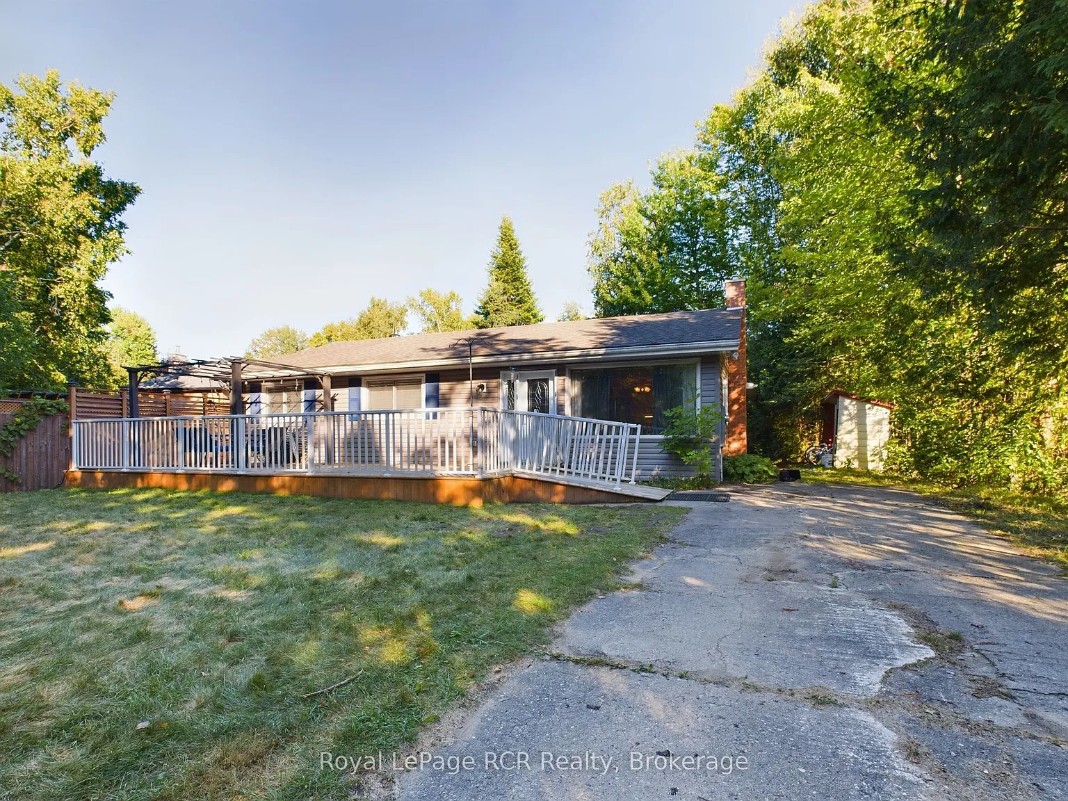 3 bed, $2,500 — Photo 2