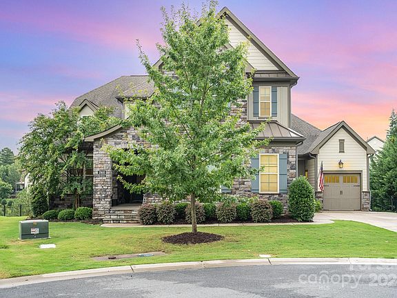 2nd image of 17405 Hawkwatch Ln