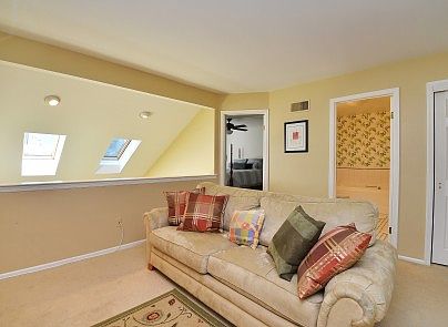 3rd image of 55 Davey Dr