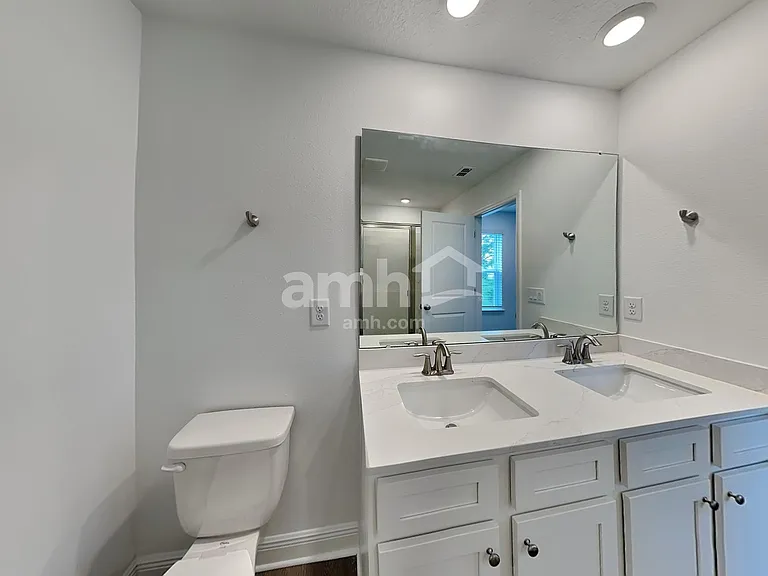 5349 Boulder Creek Cv — Photo 16