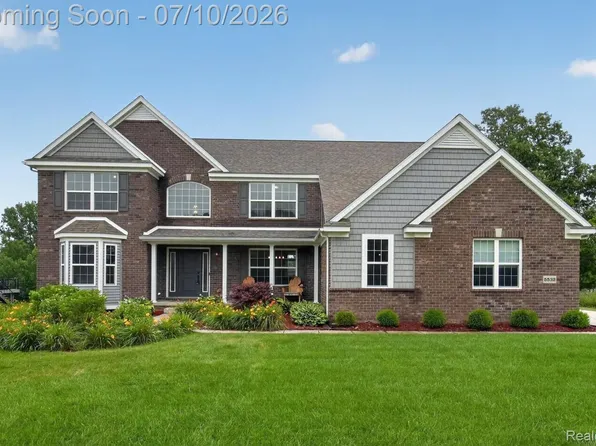 5532 Hartman Ct, Dexter, MI 48130