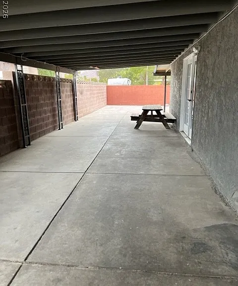 648 Paloma Dr — Photo 15