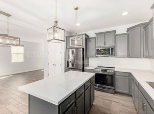 5557 S Dillon, Mesa, AZ 85212