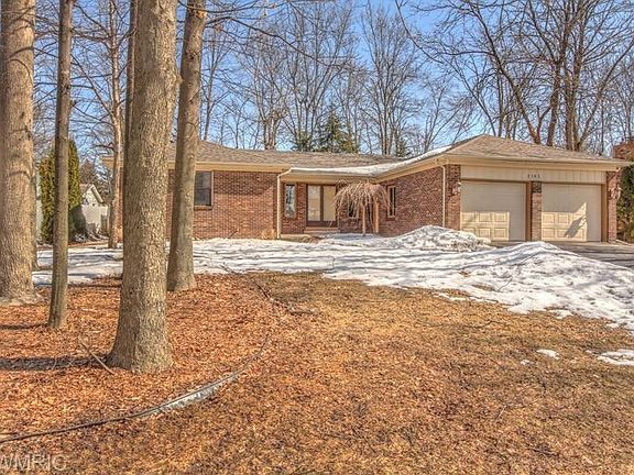 2nd image of 2165 Bayham Dr SE