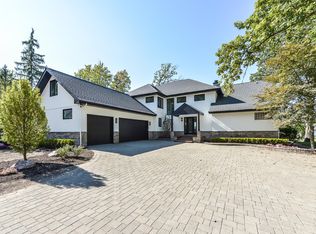 7506 Base Lake Dr, Dexter, MI 48130